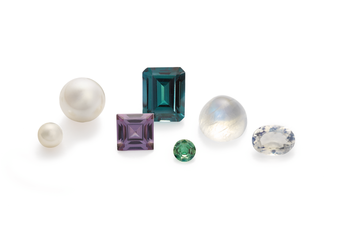 Birthstone Spotlight: The Timeless Elegance of Pearl and the Magical Allure of Alexandrite for June
