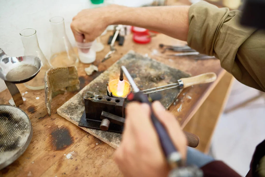 heating metal for casting