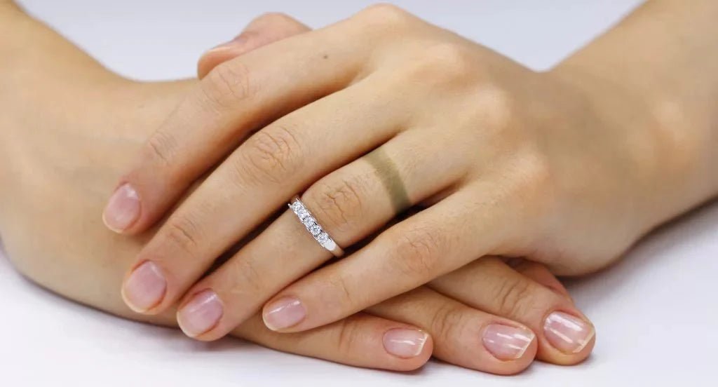 Understanding the Science Behind Jewelry-Induced Skin Discoloration - Stradley & Daughter